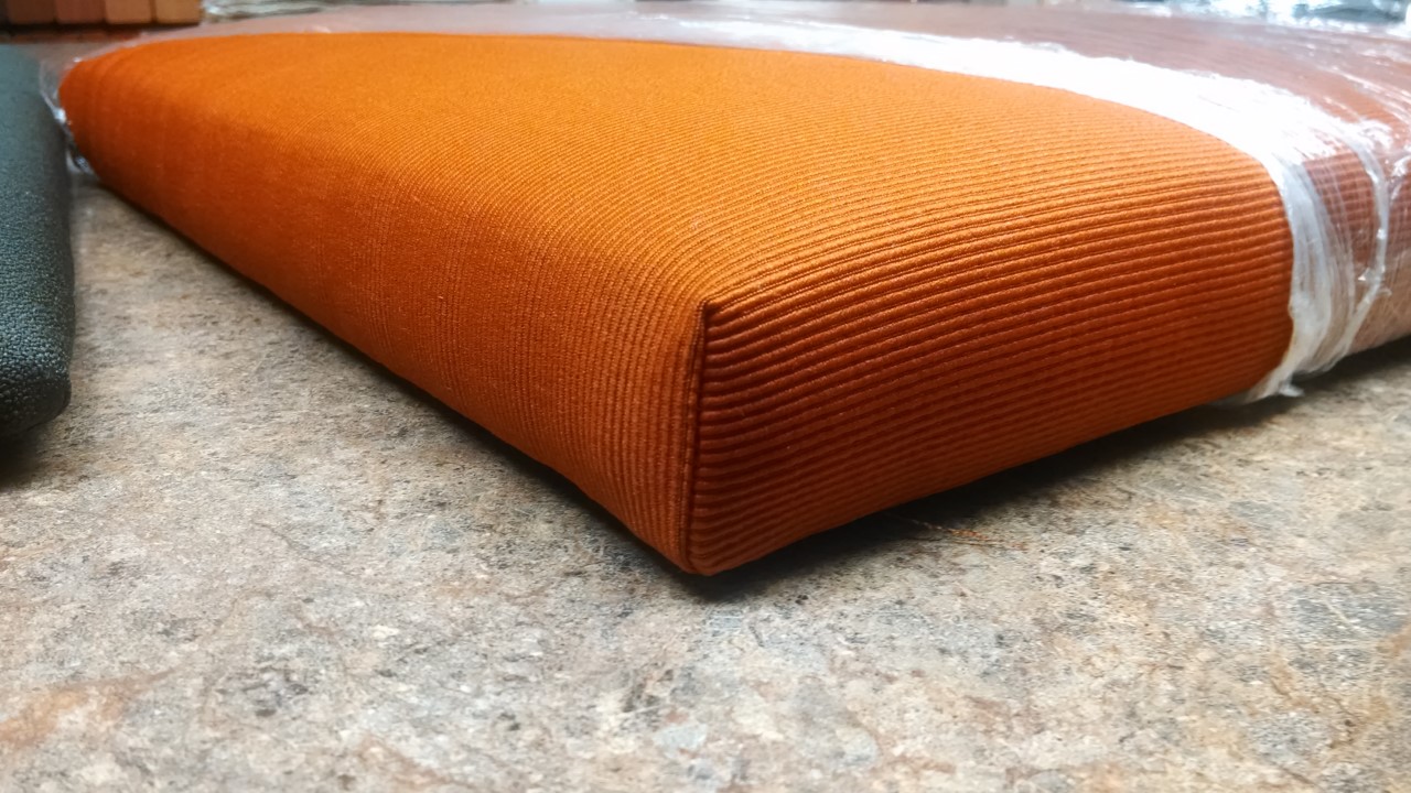 Upholster Seat with no welt
